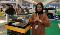 Bazar emas Pegadaian di Mal Living World Pekanbaru.(foto: meri/halloriau.com)