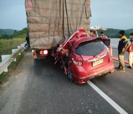 Fakta Kecelakaan Maut di Tol Pekanbaru-Dumai: Jarum Speedometer Toyota Yaris Mentok di 120 Km/Jam saat Tabrak Truk