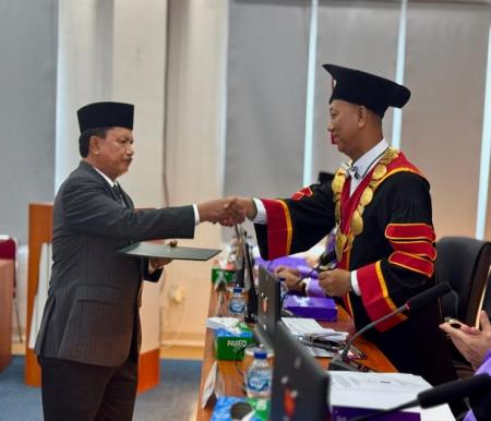 Yusril Sabri Raih Gelar Doktor Sangat Memuaskan Usai Teliti Kepastian Hukum Perjanjian BOT