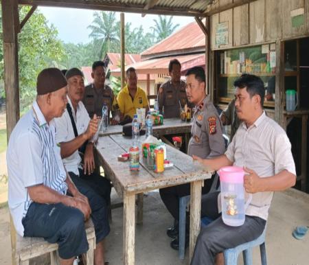 Kapolsek Simpang Kanan, Ipda Martin juga mengajak masyarakat jaga Kamtibmas (foto/afrizal)