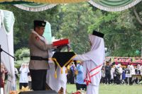 Polres Rohil edukasi lingkungan ke santri di Bagan Sinembah.(foto: afrizal/halloriau.com)