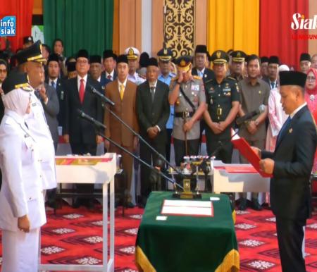 Afni Zulkifli dan Syamsurizal Resmi Dilantik sebagai Bupati dan Wakil Bupati Siak 2025-2030, Unilak Siap Dukung Penuh