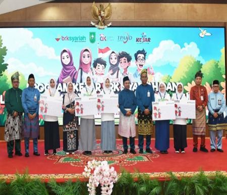 BRK Syariah Siap Borong KEJAR Award 2025, 19.800 Pelajar Riau Dibuka Rekening