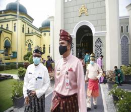 Pjs Bupati Siak ziarah ke Makam Pahlawan Sultan Syarif Kasim II.