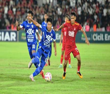 PSPS Pekanbaru vs Persijap Jepara.(foto: istimewa)