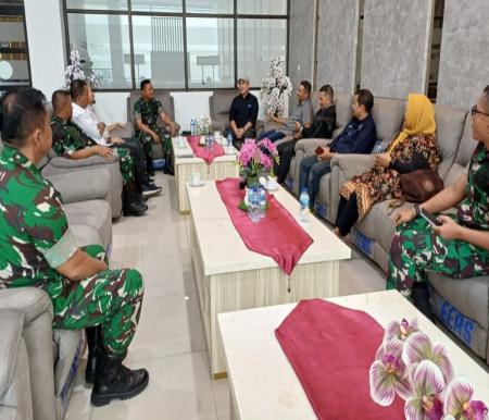 Danrem 031/Wirabima, Brigjen Sugiyono siap bersinergi dengan PWI Riau untuk sukseskan HPN 2025 di Pekanbaru (foto/ist)