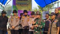 Bupati Ade Agus bersama Kapolda Riau Irjen Herry dan Pangdam XIX/Tuanku Tambusai Mayjen Agus Hadi  tinjau Karhutla di Kuala Cenaku, Inhu (foto/ist)