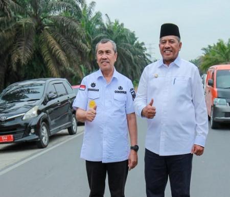 Nama mantan Gubri Syamsuar (kiri) dan Bupati Siak Alfedri tak masuk surat rekomendasi DPP PAN (foto/int)