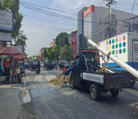 PDAM Tirta Siak gali jalan protokol Kota Pekanbaru yang baru diperbaiki (foto/int)