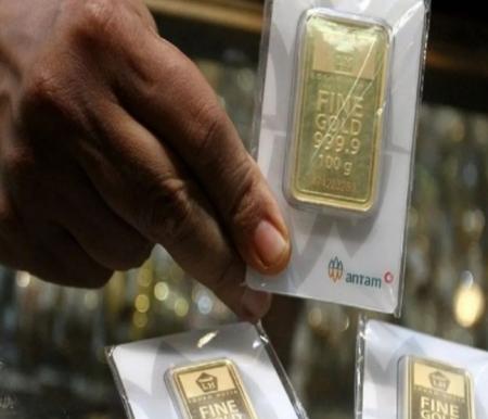 Harga emas Antam di Pekanbaru naik Rp4.000 per gram (foto/Antara)