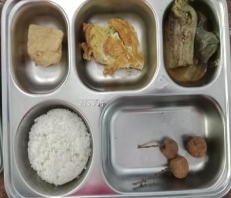 Program Makan Bergizi Gratis Jangkau 300 Ribu Siswa di Riau, Dapur Diawasi CCTV