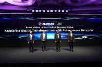 Senior Vice President of ZTE Zhang Wanchun, CTO of TM Forum George Glass, CTO of XLSMART Shurish Subbramaniam, James Zhang Senior Vice President of ZTE.(foto: istimewa)