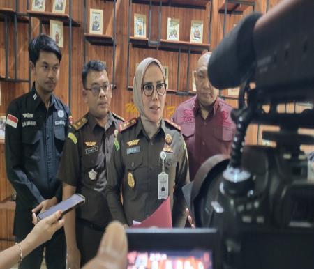 Kejaksaan Inhil gelar konferensi pers terkait Dugaan Korupsi Baznas Inhil (foto/Ayendra)