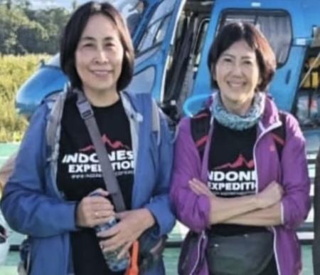 Dua pendaki wanita senior, Lilie Wijayanti Poegiono dan Elsa Laksono, meninggal dunia saat mendaki Puncak Cartenz Pyramid, Papua. (Foto: int)