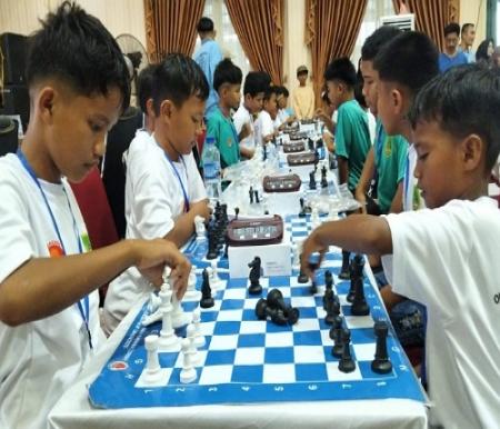 O2SD Catur Perdana di Riau: 814 Siswa Adu Strategi di Bagansiapiapi