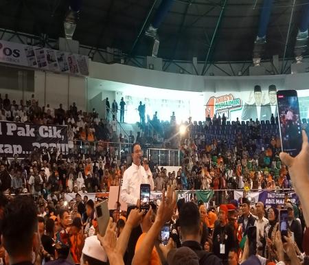 Anies Baswedan di GOR (foto: Rinai/halloriau)