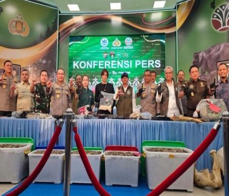 15 Tersangka Ditangkap, Polisi Ungkap Jalur Perdagangan Gading dari Riau ke Solo