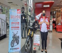 Banyak penawaran program pada akhir tahun salah satunya program Satu Hati yang bermanfaat dan menguntungkan untuk pengambilan sepeda motor Honda di Dealer.(foto: istimewa)