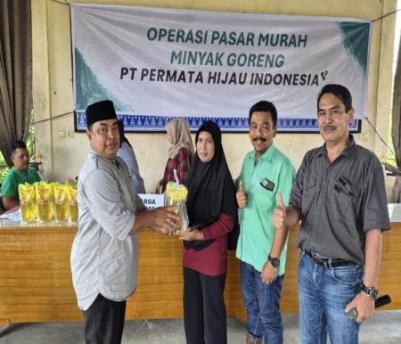 PT PHI Langgam Gelar Operasi Pasar Murah, Lebih 4 Ribu Liter Minyak Goreng Disalurkan