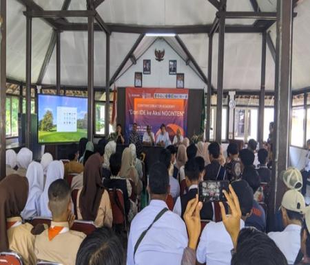XLSMART Perkuat Ekonomi Digital Indonesia, Sasar Generasi Muda & UMKM Lewat Teman Pintar