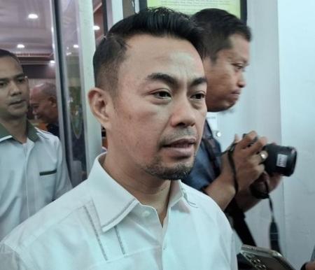 Jaksa Penuntut Umum KPK Menuntut Mantan Pj Wali Kota Pekanbaru Risnandar Mahiwa 6 Tahun Penjara atas Kasus Korupsi