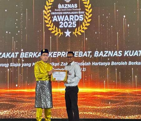 BRK Syariah Tanjungpinang Pamedan Raih Penghargaan “Bank dengan Komitmen Pelayanan Kelembagaan Terbaik Terhadap Zakat” pada Baznas Awards 2025 