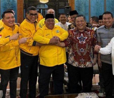 Jelang Musda Golkar Riau, SF Hariyanto dan Parisman Ihwan bertemu.