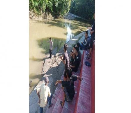 Dua remaja dari Pekanbaru meninggal tenggelam di Padang Pariaman (foto/tribunpadang)