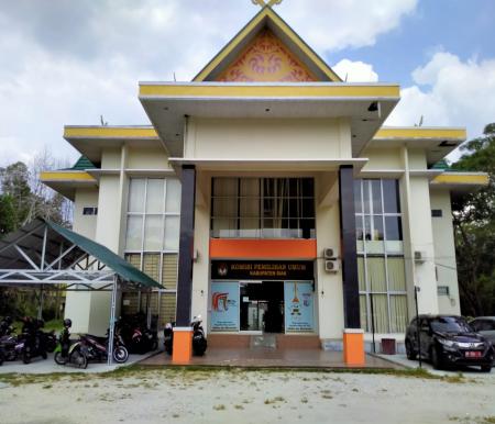 Kantor KPU Siak.(foto: int)