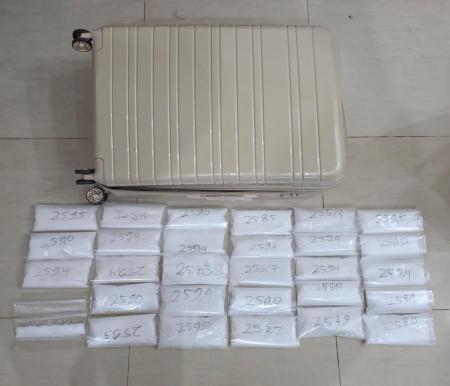 Lagi, Penyelundupan 13 Kg Sabu di Bandara SSK II Pekanbaru Berhasil Digagalkan