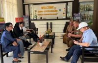 Plt Kadisdik Kota Pekanbaru bersama Komisi III DPRD Pekanbaru sidak ke SMPN 4.(foto: mimi/halloriau.com)