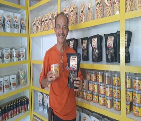 UMKM Desa Wisata Kampung Patin Menikmati Kemudahan Transaksi Digital QRIS