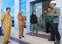 Bupati Siak, Afni Zulkifli ultimatum PKS terkait harga TBS sawit petani yang anjlok.(foto: mcr)