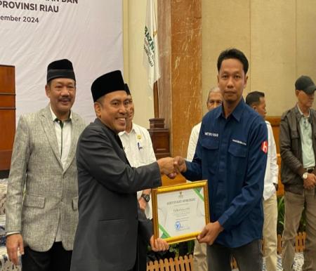 Halloriau dapat apresiasi Mitra Media Pendukung Publikasi Baznas Riau 2024 (foto/Yuni)