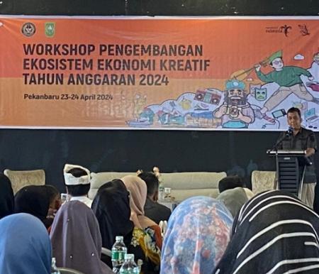 Workshop Pengembangan Ekosistem Ekonomi Kreatif Tahun Anggaran 2024 pada 23-24 April 2024, bertempat di Pekanbaru.