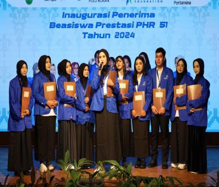 10 putra putri terbaik Riau penerima Beasiswa Prestasi S-1 PT PHR (foto/ist)