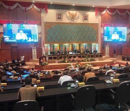 Suasana sidang Dewan Perwakilan Rakyat Daerah Provinsi Riau, Senin (7/10/2024). 