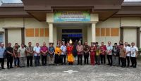 Bupati Pelalawan, Zukri menerima kunjungan kerja Pemkab Nias Selatan (foto/Andy)