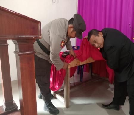 Polsek Simpang Kanan Jaga Kemanan 5 Gereja Saat Paskah